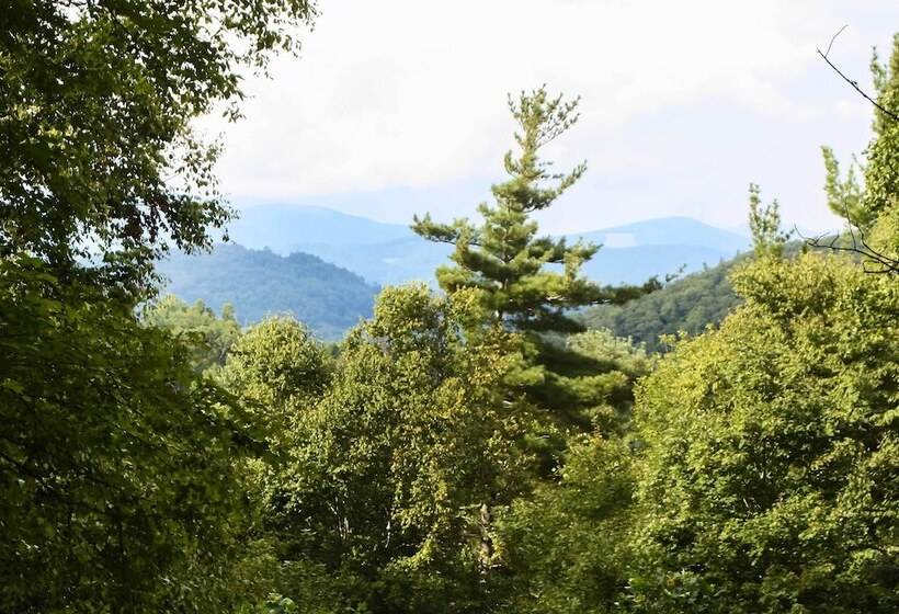 Hilltop Hideaway  Cabin W/ Porch + Fire Pit!