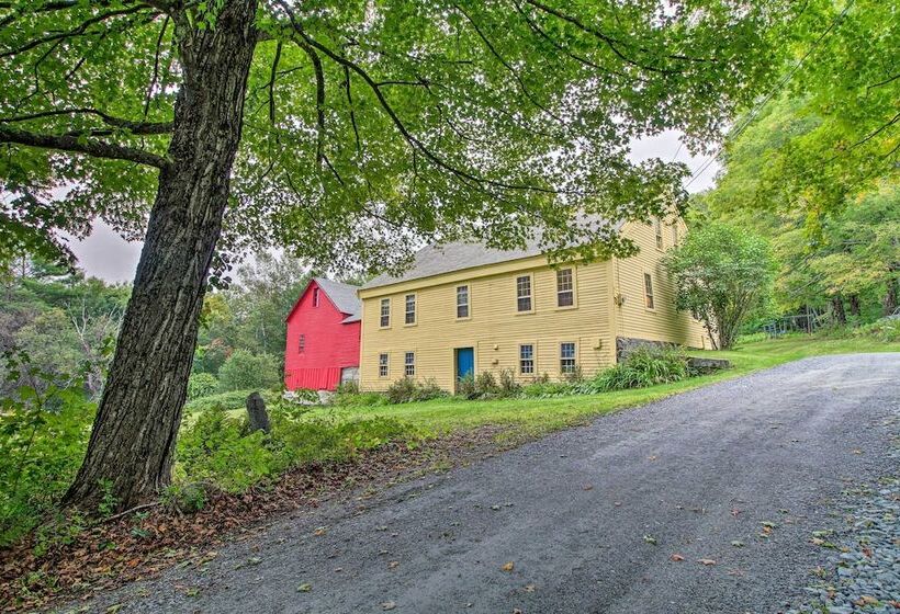 Historic Hanover Area Home, 16 Miles To Dartmouth!