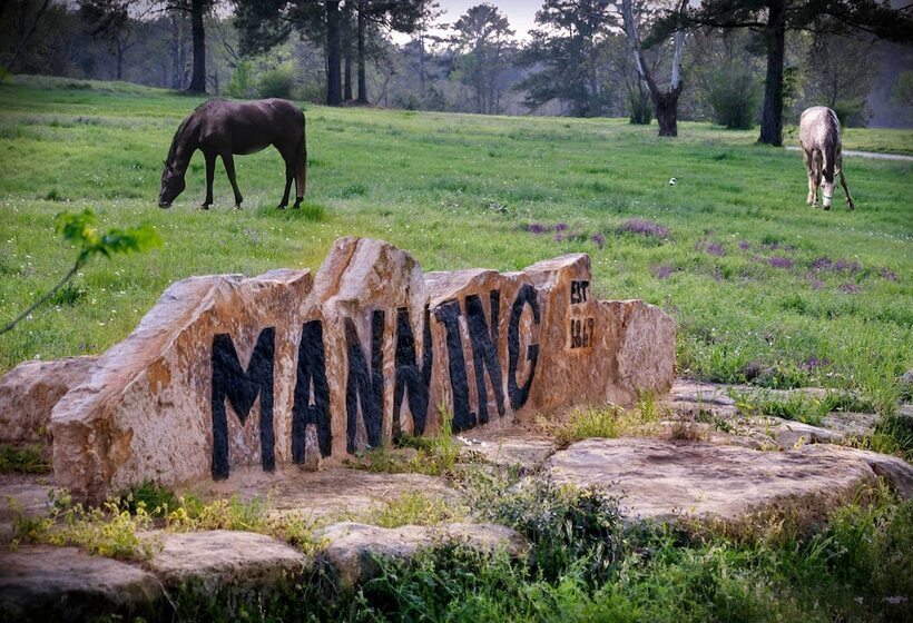 Historic Huntington Home W/ Pond & Flower Gardens!