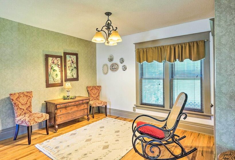 Walk To Dtwn: Historic Gem W/ Deck In Rapid City