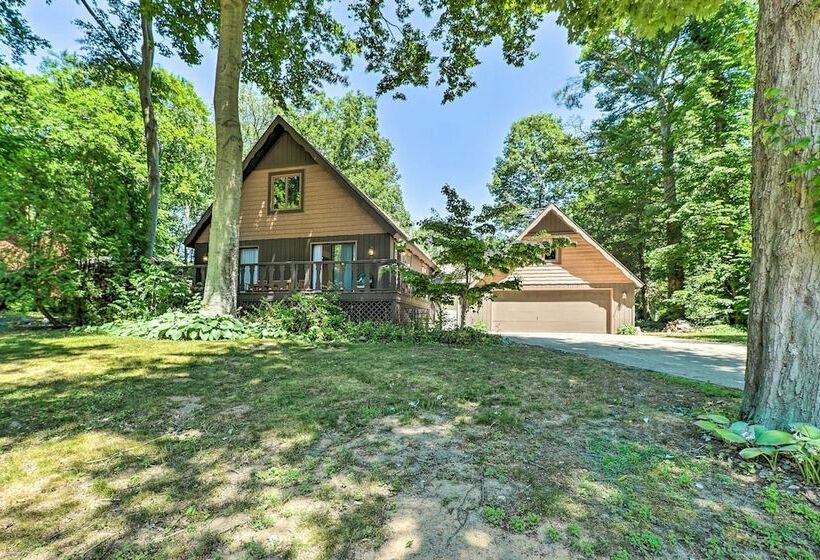 Holland Home W/ Fire Pit  Walk To Lake!