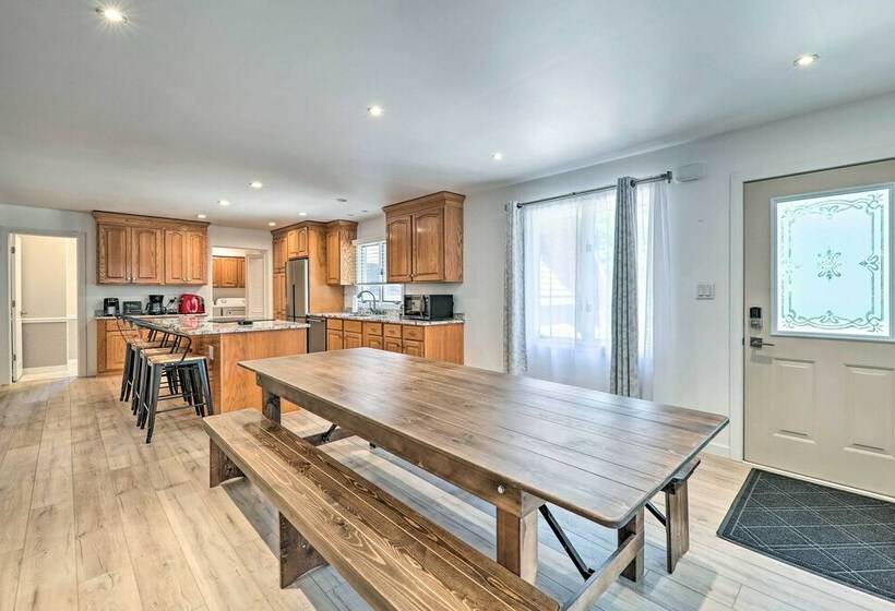 Holland Home W/ Fire Pit  Walk To Lake!