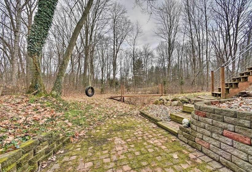 Home On 10 Acres: Perfect For Msu Football Weekend