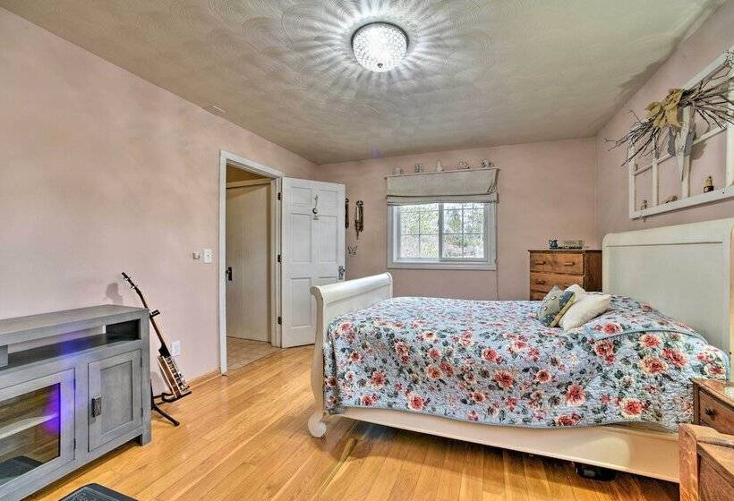 Home On 10 Acres: Perfect For Msu Football Weekend