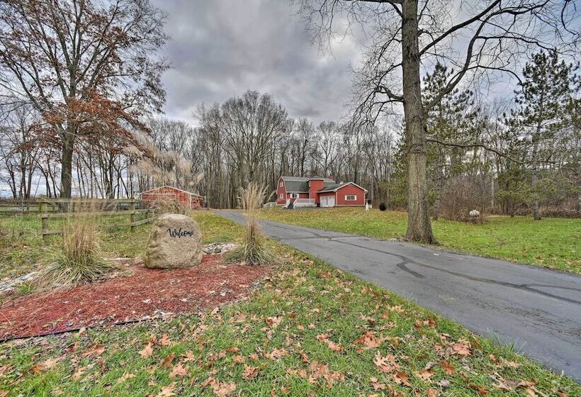 Home On 10 Acres: Perfect For Msu Football Weekend