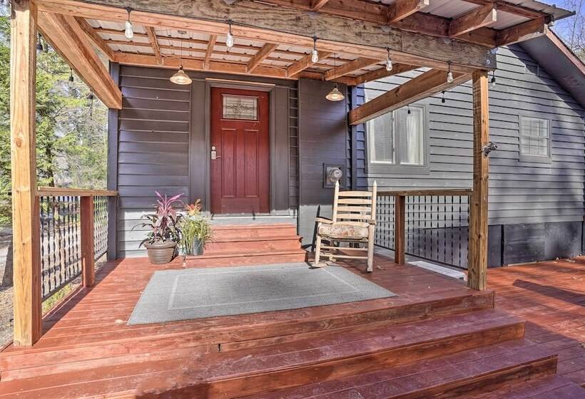 House In The Woods  In Ooltewah W/ Fire Pit!