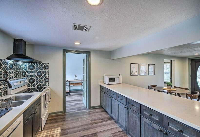 Houston Heights Bungalow   6 Mi To Downtown!