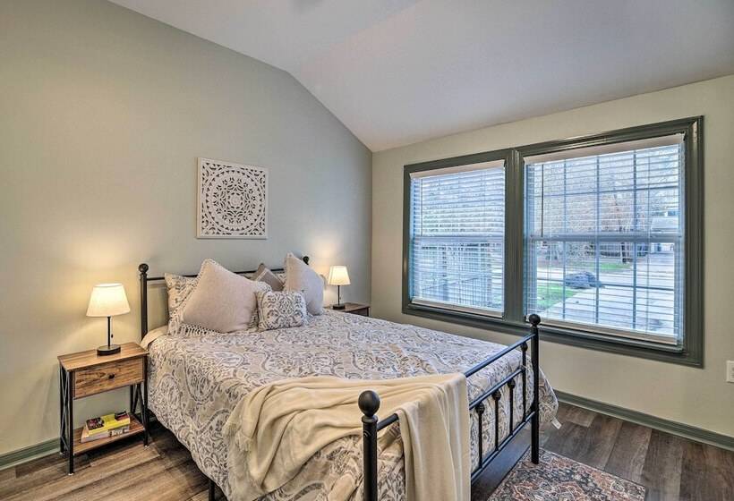 Houston Heights Bungalow   6 Mi To Downtown!
