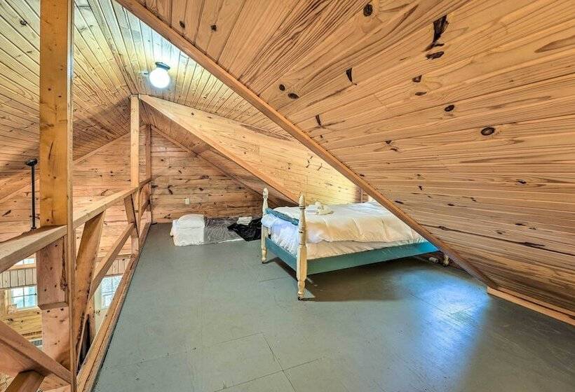 Idyllic Cabin W/ Fire Pit, Kayak On Site!