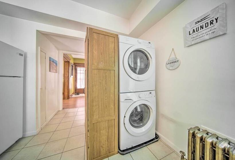 Idyllic Erie Home < 3 Mi To Dtwn Attractions!