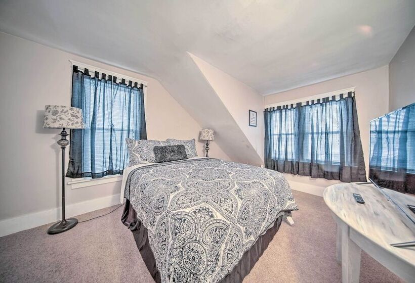 Idyllic Erie Home < 3 Mi To Dtwn Attractions!