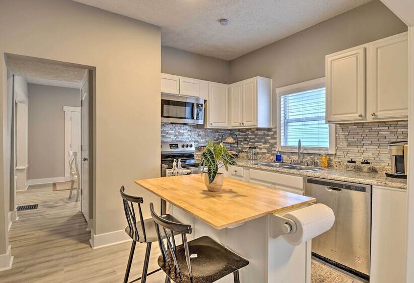 Indianapolis Home ~ 1 Mi To Fountain Square