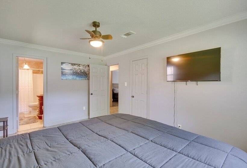 Inviting Gulfport Home W/ Private Pool & Yard