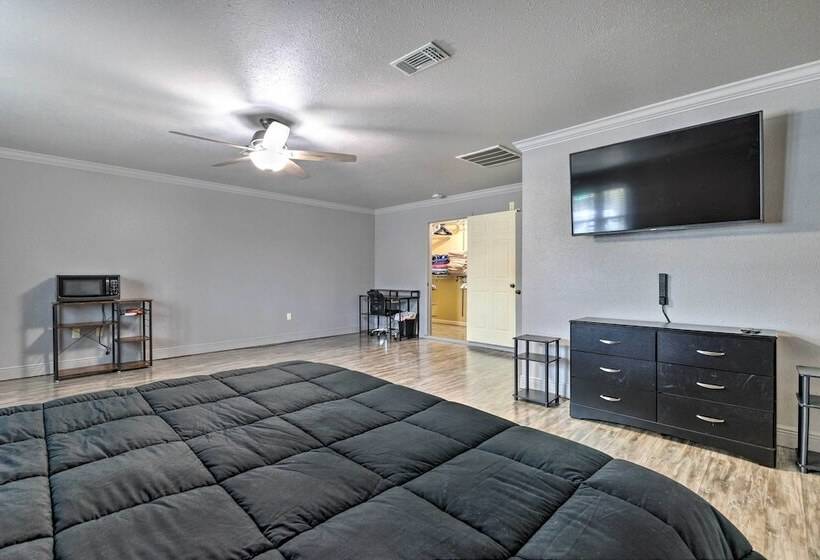 Inviting Gulfport Home W/ Private Pool & Yard