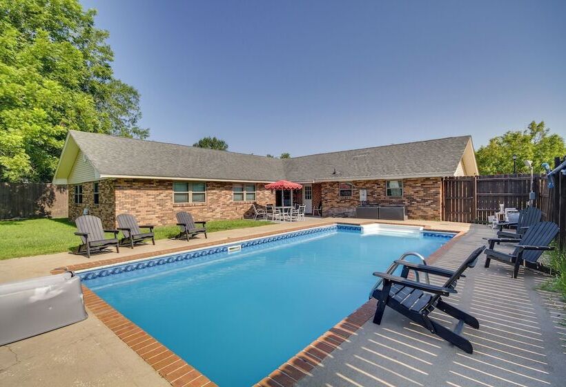 Inviting Gulfport Home W/ Private Pool & Yard