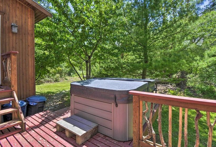 Island Beachcomber Escape With Private Beach!