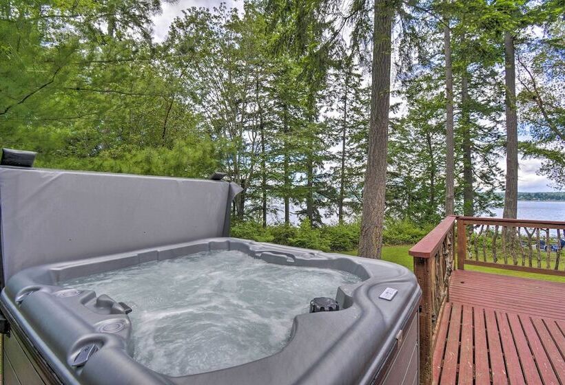 Island Beachcomber Escape With Private Beach!