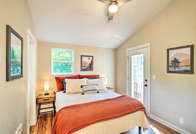 Island Beachcomber Escape With Private Beach!