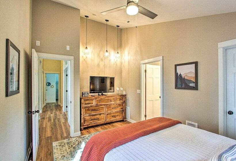 Island Beachcomber Escape With Private Beach!