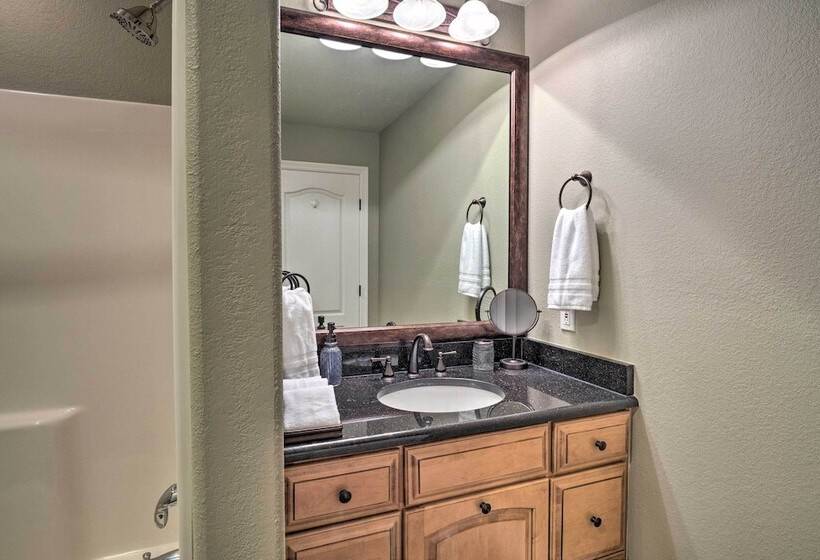 Jonestown House On Hill W/ Lake Travis Views!