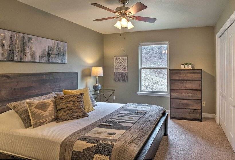 Jonestown House On Hill W/ Lake Travis Views!