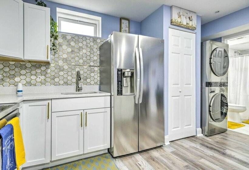 Joppatowne Home W/ Private Deck & Fireplace!