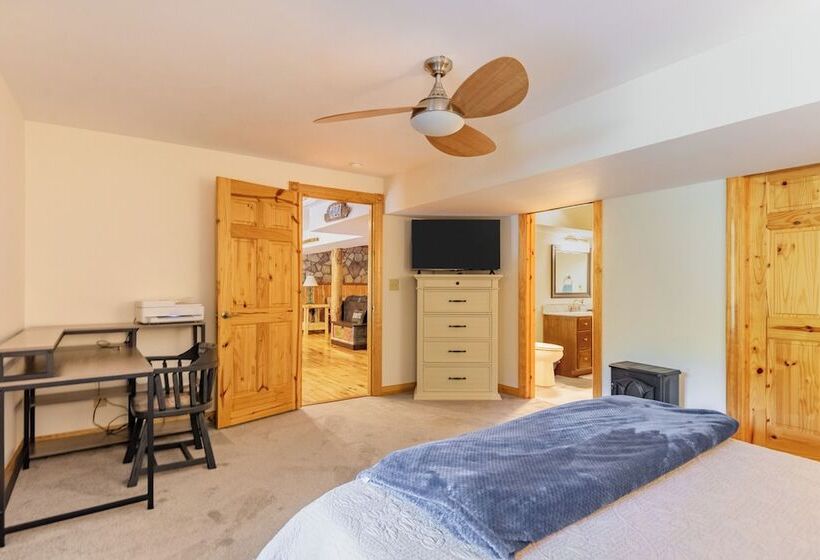 22 Acre Home On Bourbon Trail W/ Sunroom!