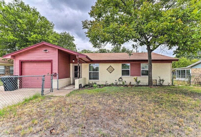 6 Mi To Fort Hood & Universities: Killeen Home