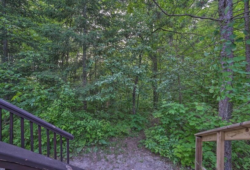 Michigan Cabin Hideaway W/ Lake & Trail Access!