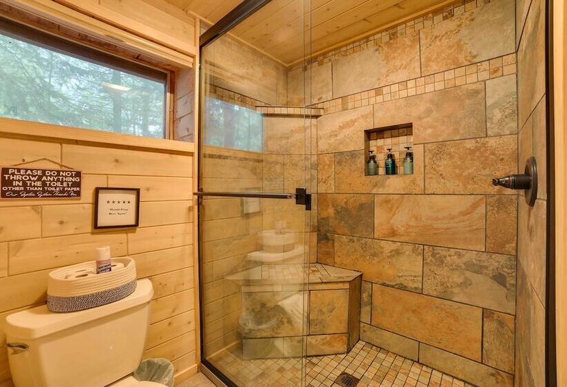 Michigan Cabin Hideaway W/ Lake & Trail Access!