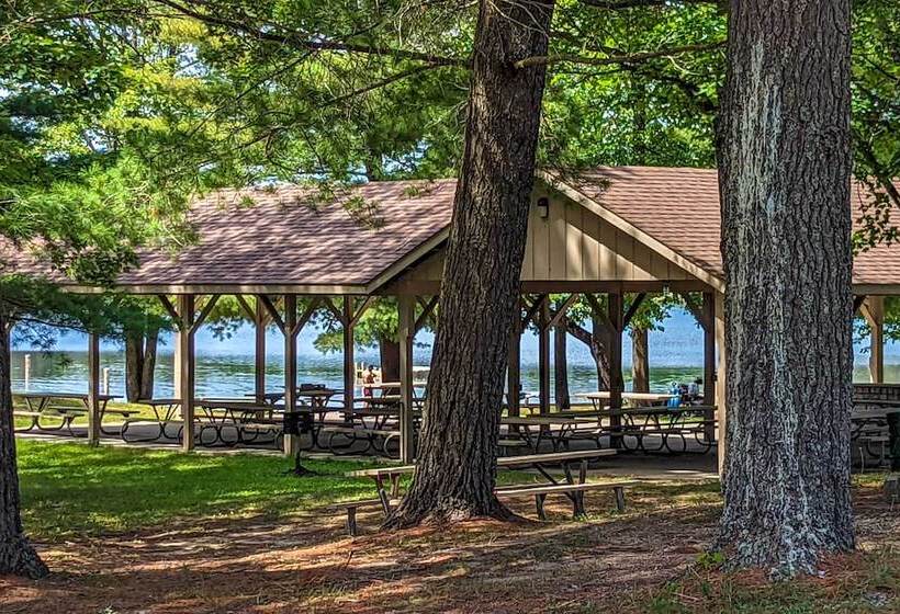 Michigan Cabin Hideaway W/ Lake & Trail Access!