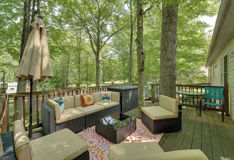 Lake Michigan Gem < Half Miles To Private Beach!