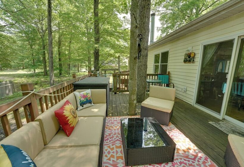 Lake Michigan Gem < Half Miles To Private Beach!