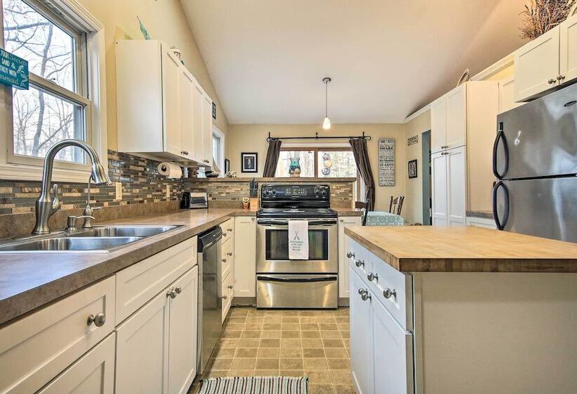 Lake Michigan Gem < Half Miles To Private Beach!