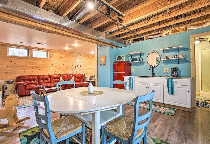 Lake Michigan Gem < Half Miles To Private Beach!