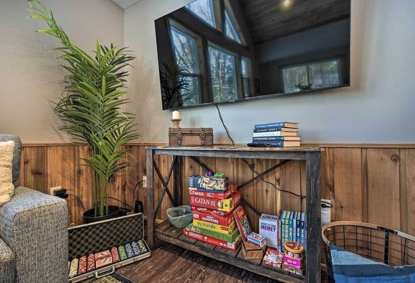 Lake Nelson Home W/ Dock & Fire Pit!