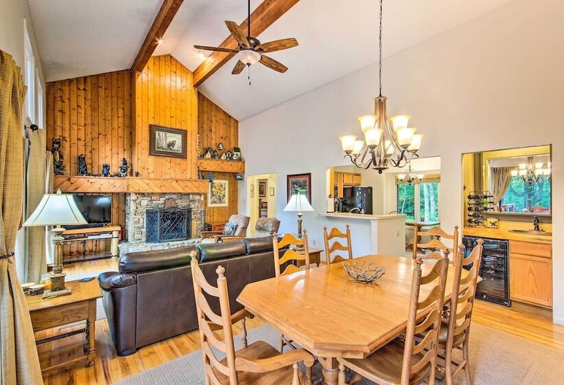 Lake Toxaway Cabin W/fire Pit   1mi To Marina