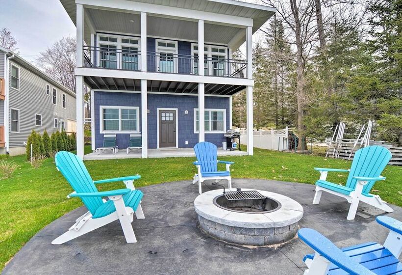 1/2 Mi To White Pine Trail: Lakefront Home W/ Dock