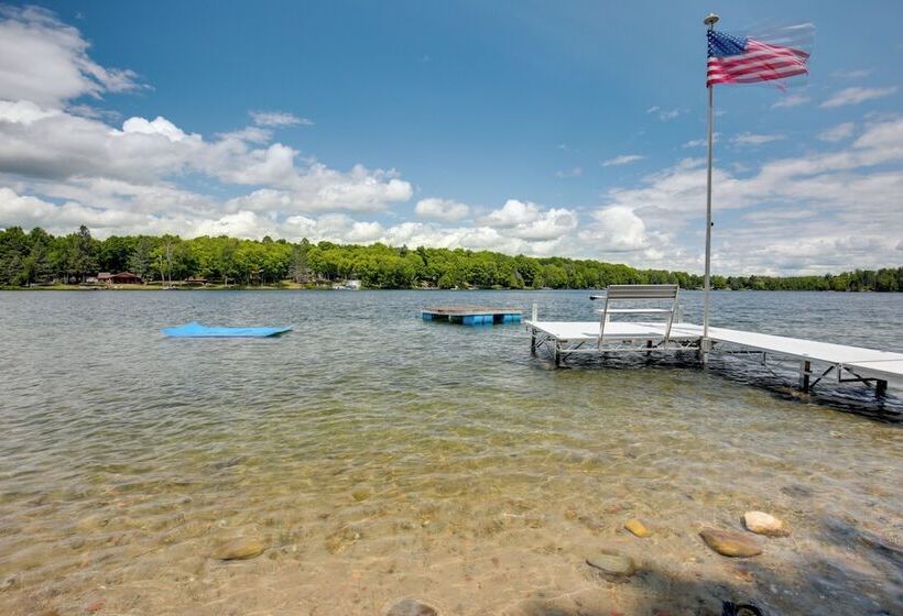 Lakefront Cottage In Iron River: 3 Mi To Skiing!