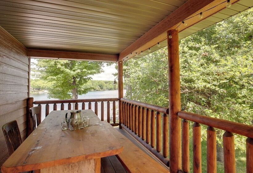Lakefront Cottage In Iron River: 3 Mi To Skiing!