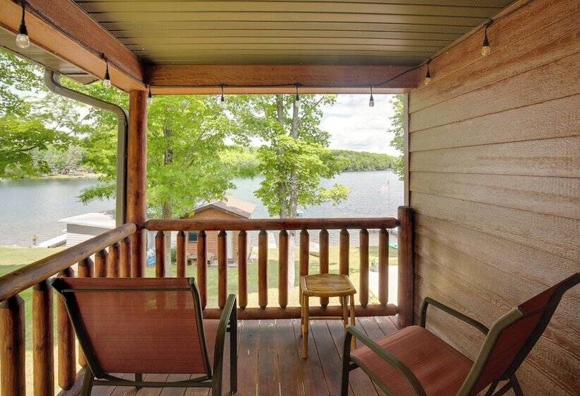 Lakefront Cottage In Iron River: 3 Mi To Skiing!