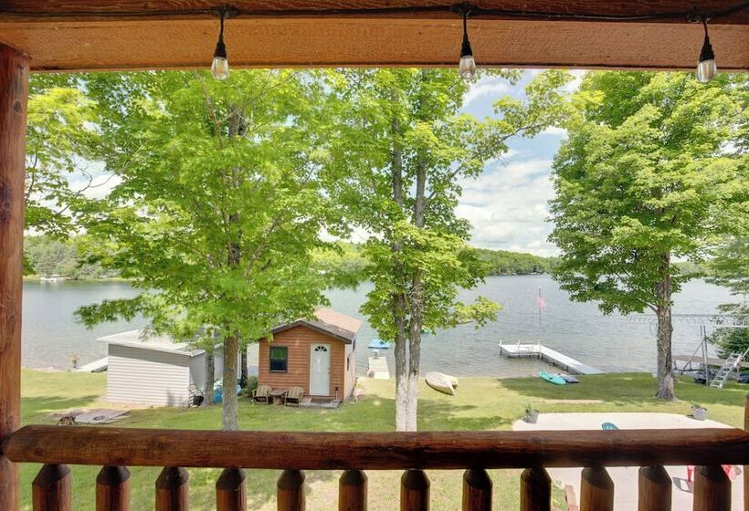 Lakefront Cottage In Iron River: 3 Mi To Skiing!