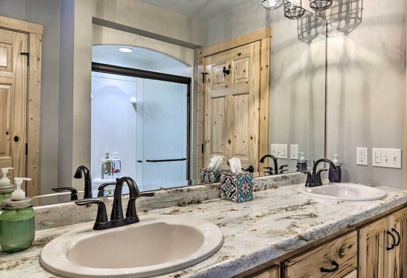 Lakefront Cottage In Iron River: 3 Mi To Skiing!