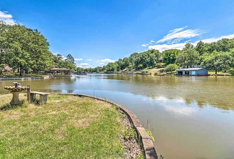 Updated Deck & Dock: Lakefront Home In Hot Springs