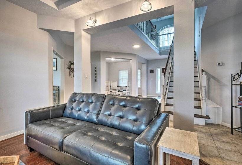 Waterfront Home W/ Boat Dock On Lake Conroe!