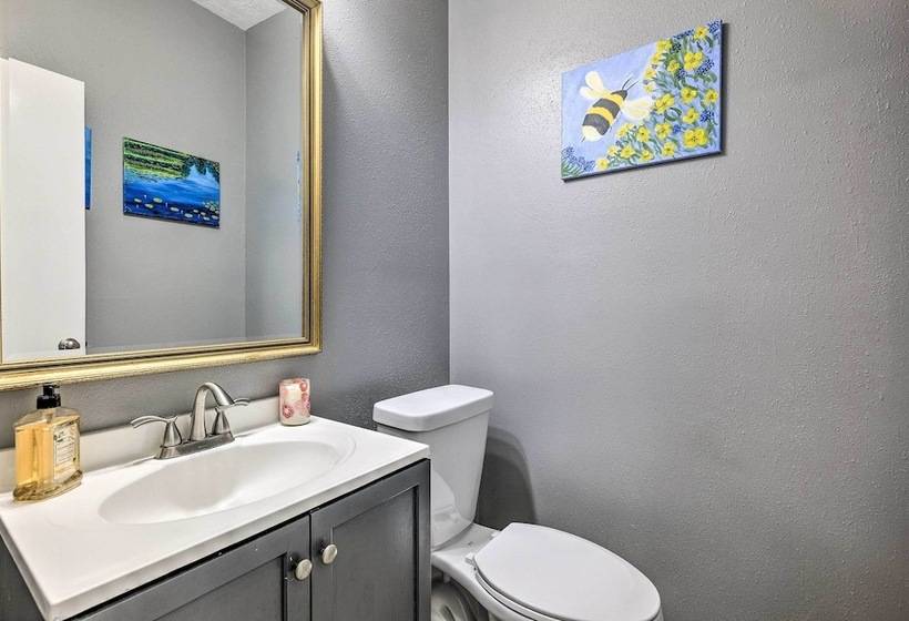 Waterfront Home W/ Boat Dock On Lake Conroe!