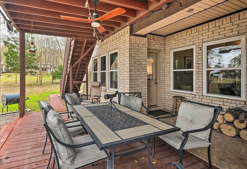 Waterfront Home W/ Boat Dock On Lake Conroe!