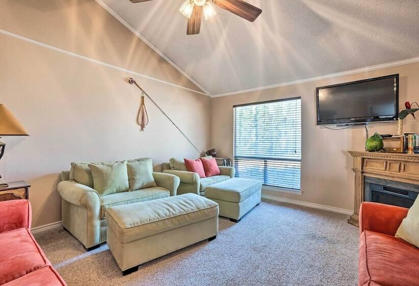 Lakefront Livingston Home W/ Grill & Views!