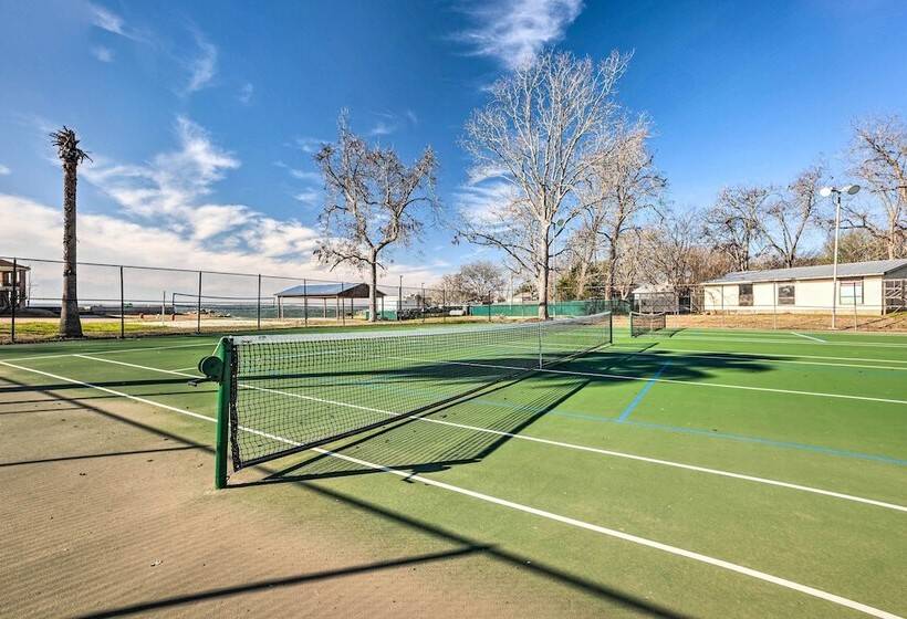 Lakefront Livingston Home W/ Grill & Views!