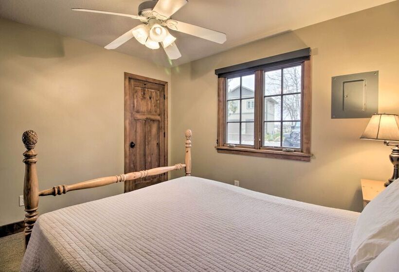 Pelican Lake Retreat W/ Fire Pit, Dock & Grill!